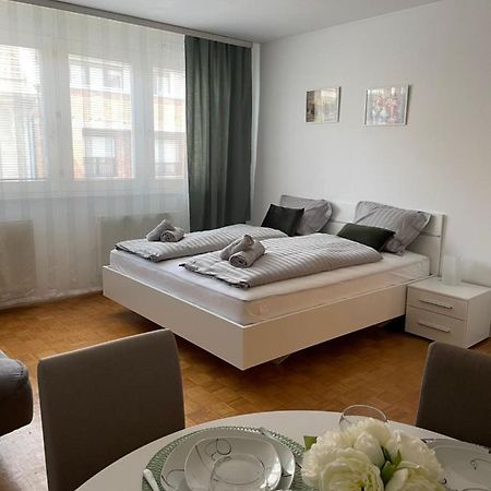Apartment Green - Grey Любляна Екстериор снимка