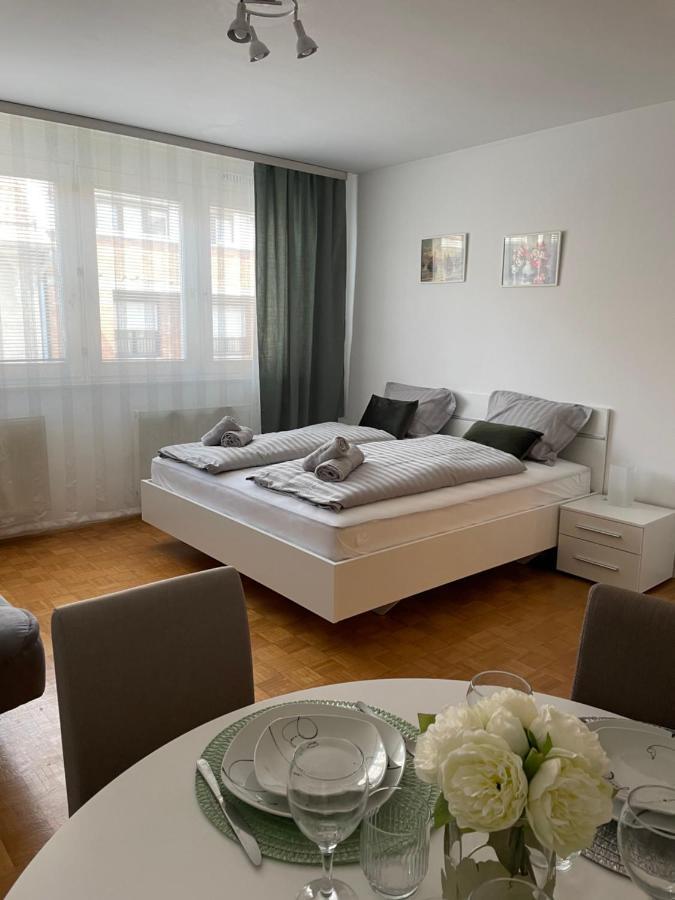 Apartment Green - Grey Любляна Екстериор снимка
